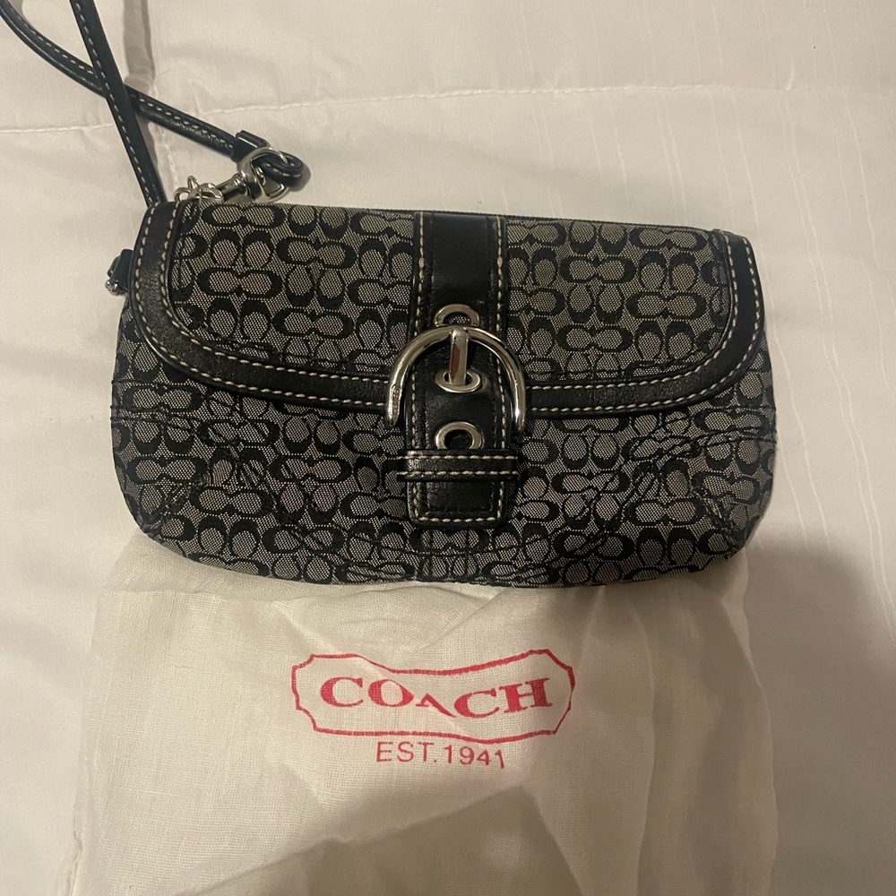 Coach Wristlet Black